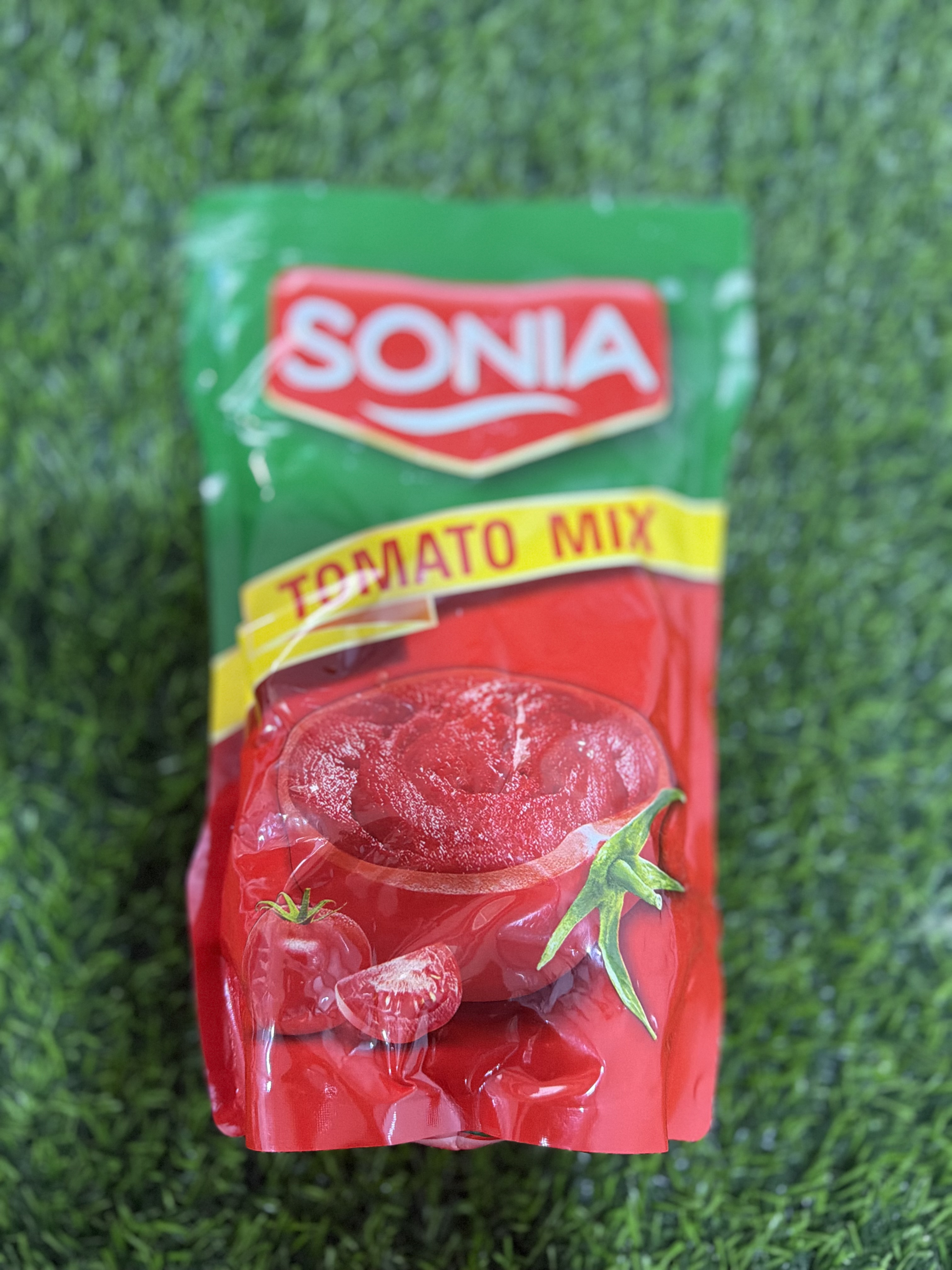 Sonia sachets tomatoes 1.1kg